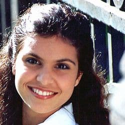 Aline Barros